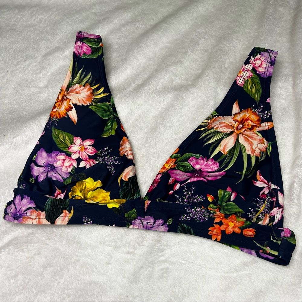 4/$10 Kona Sol blue floral bikini top - Picture 2 of 5